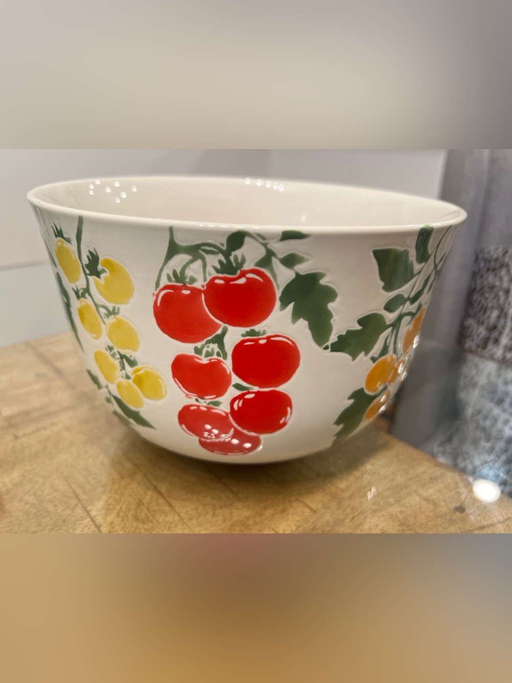 TAG  XL Garden Tomato Serving Bowl
